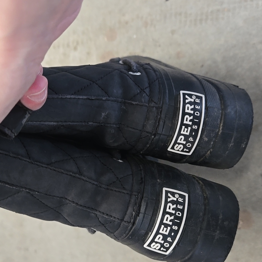 Sperry Top Sider Black Quilted Lace-Up Duck Boots, 9.5, Waterproof - Picture 2 of 7